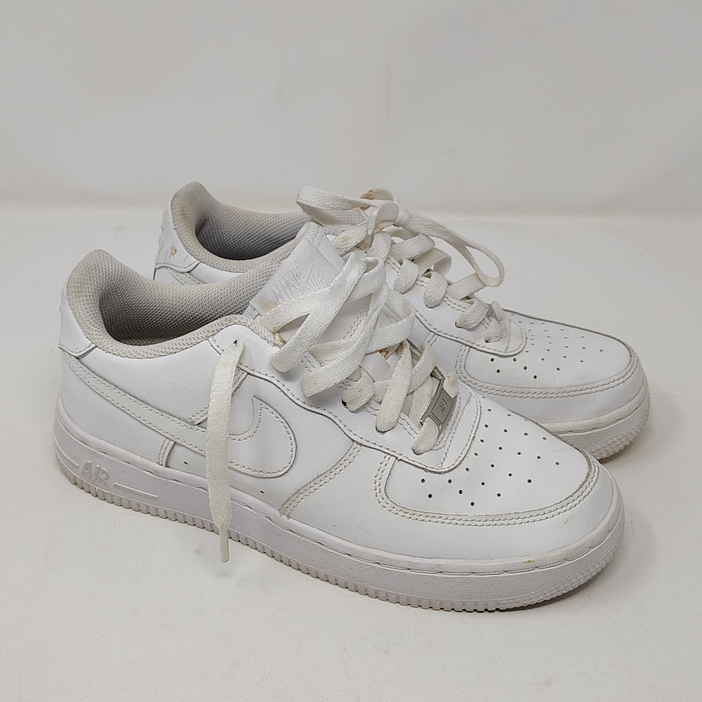 Nike Air Force 1 Low-Top Sneakers in White